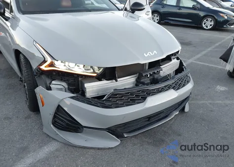 2022 Kia K5 Gt-Line z USA, uszkodzony, nr VIN 5XXG64J21NG136454